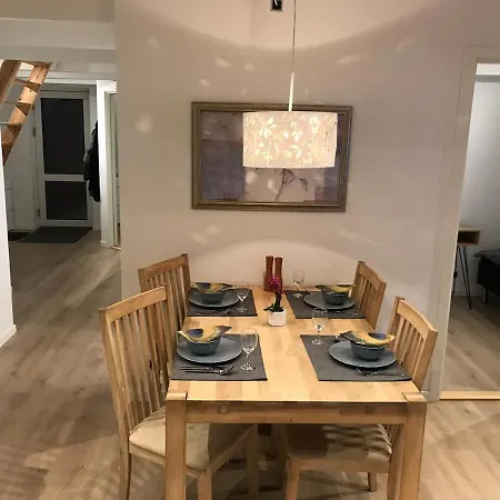 10 Min Walk From Center Dom wakacyjny *
