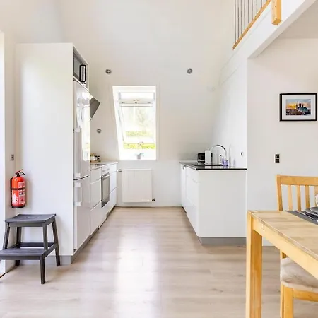 10 Min Walk From Center Holiday home *